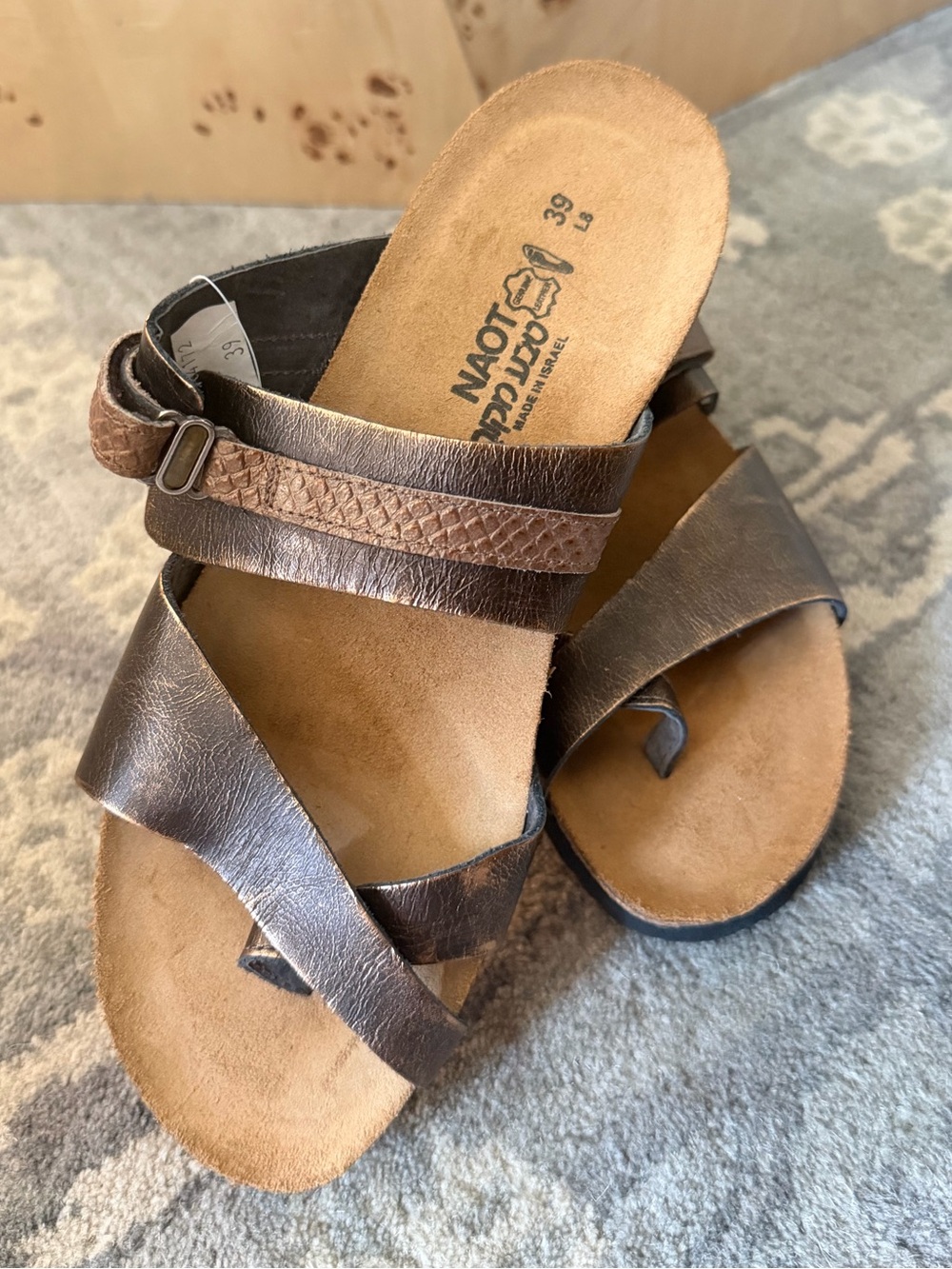 NWT Naot Jessica Copper and Coffee Leather Slide Sandals